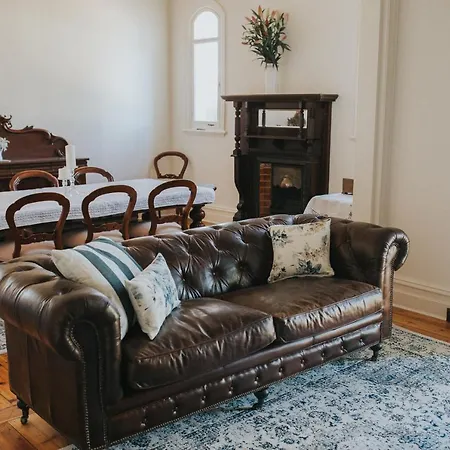 Dubuque Bed And Breakfast-3